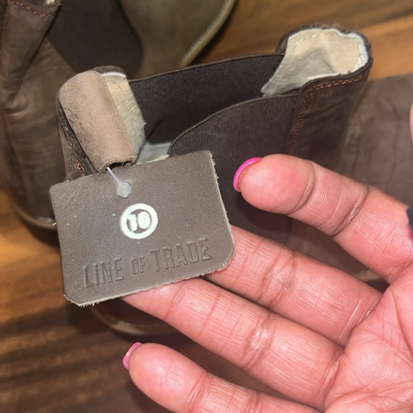 Line of Trade Boots - Picture 4 of 6